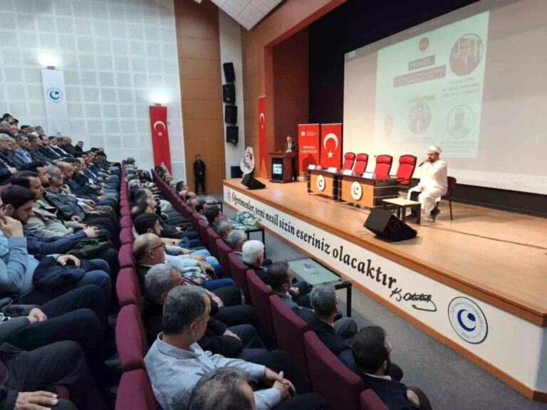 adiyamanda-sahabe-paneli-gerceklestirildi-VyzbERNR.jpg