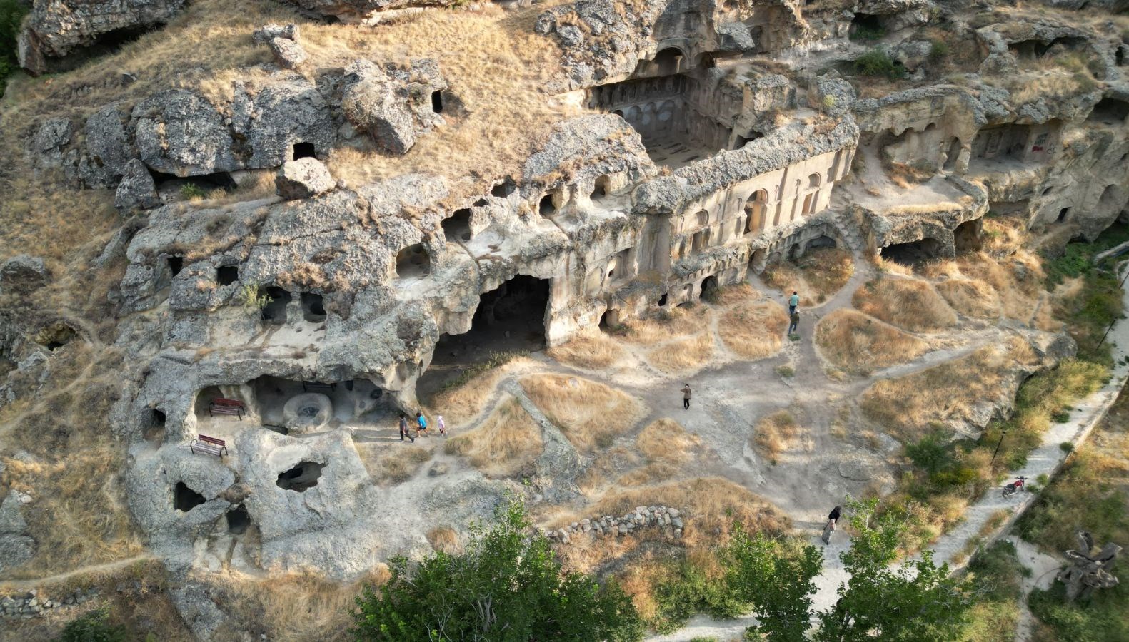 kayseride bulundu alti kilise ustu cami wZLEFmGr