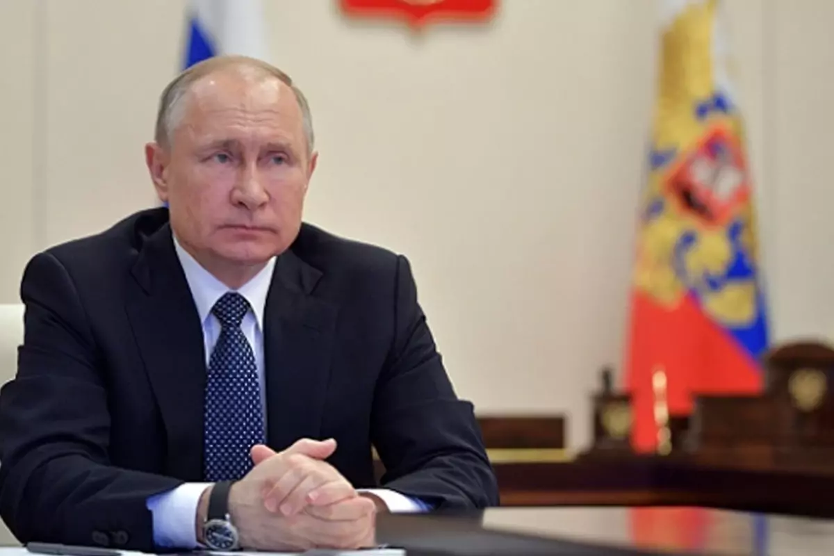 rusyayi sarsan supheli olumler putin soke oldu 4JYAgLui