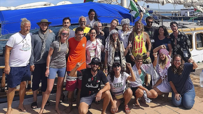 israil alikoydugu aktivistlerden 29unu ispanyaya gonderdi gSPS3Lv9