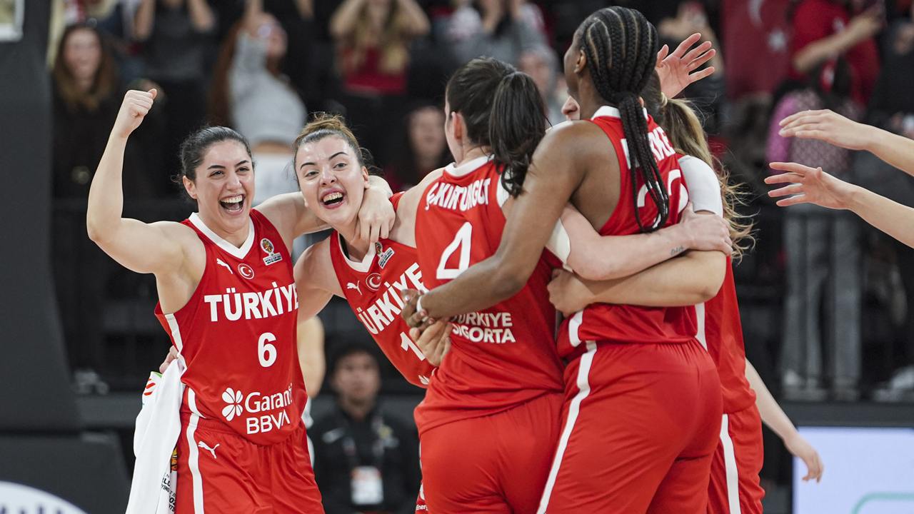 Potanin perilerinin basketbol dunya kupasi kadrosu belli oldu YKdAMivU
